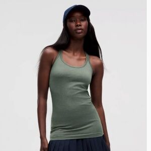 Ebb to Street Tank Top  Light Support, B/C Cup Dark Forest Size 6